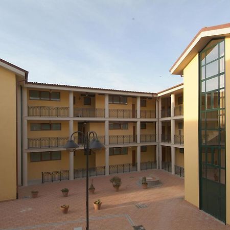 Hotel Complesso L'Oasi Aranova Exteriér fotografie
