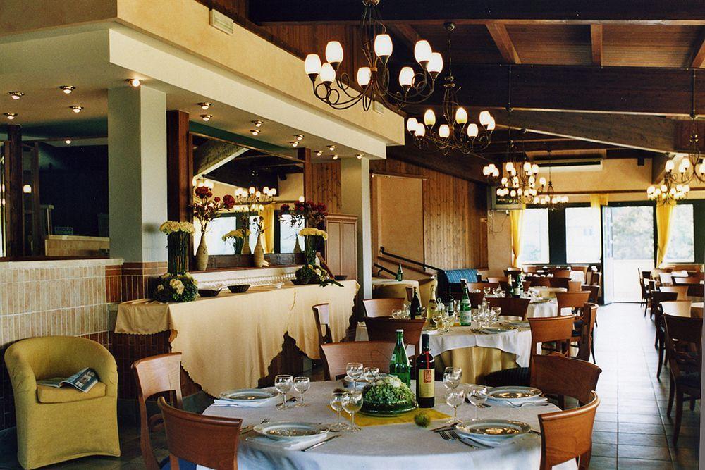 Hotel Complesso L'Oasi Aranova Exteriér fotografie